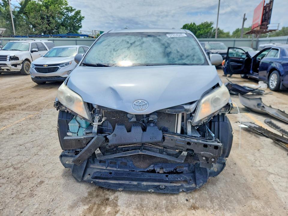 2015 Toyota Sienna VIN 5TDYK3DC3FS661580 COPART salvage auction — FRONT END, Ks - Cert Of Title-Salvage, sold $2,950 on 2026-07-20 (photo 5)