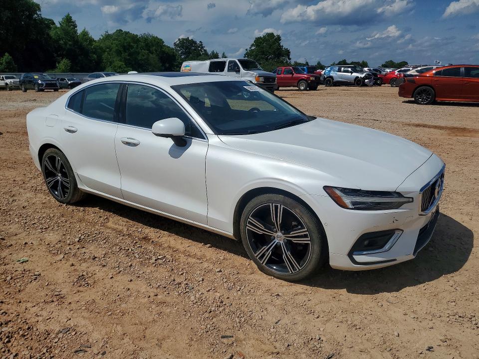 2022 Volvo S60 VIN 7JRL12FLXNG165397 COPART salvage auction — MINOR DENT/SCRATCHES, Nc - Dealer Only Clean Title, sold $5,200 on 2026-07-13 (photo 4)