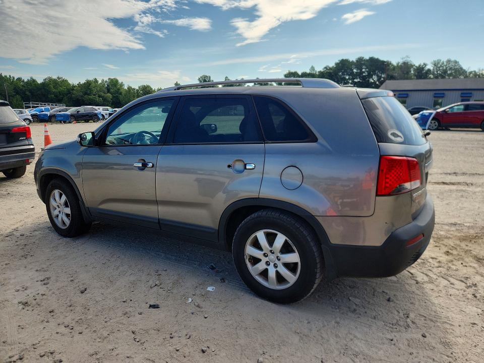2012 Kia Sorento VIN 5XYKT4A27CG248803 COPART salvage auction — MINOR DENT/SCRATCHES, Fl - Certificate Of Title, sold $750 on 2026-07-03 (photo 2)