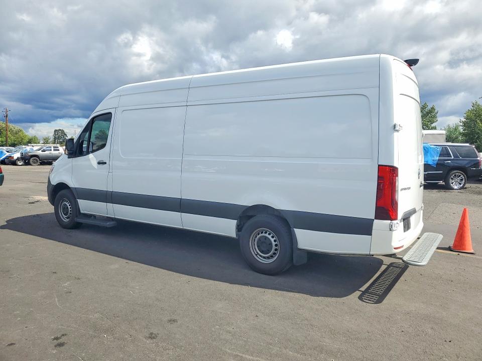 2023 Mercedes-benz Sprinter VIN W1Y40CHY4PT153028 COPART salvage auction — MINOR DENT/SCRATCHES, Wa - Cert Of Ownership-Rebuilt, sold $11,100 on 2026-07-20 (photo 2)