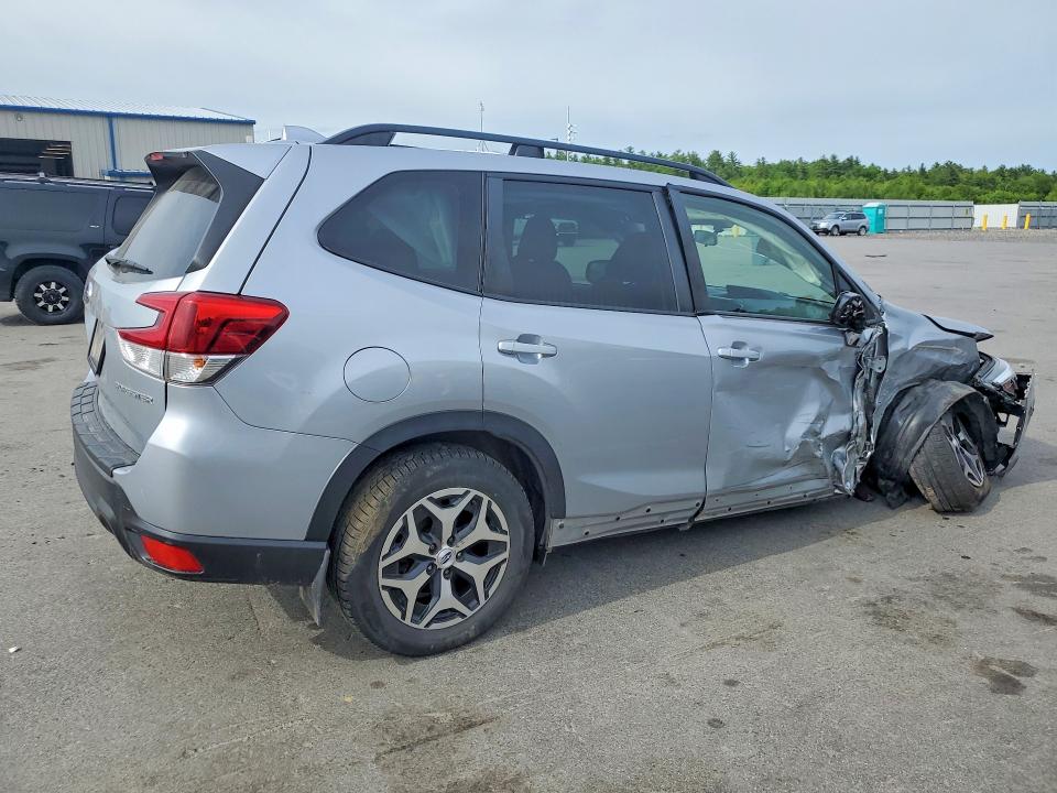 2021 Subaru VIN JF2SKAFCXMH545870 COPART salvage auction — FRONT END, Me - Cert Of Title-Salvage Collisio, sold $3,700 on 2026-07-10 (photo 3)