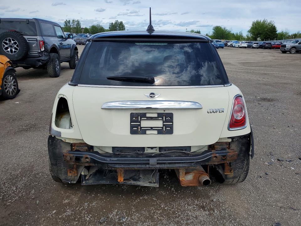 2011 Mini VIN WMWSU3C57BT252753 COPART salvage auction — REAR END, On - Permit No Brand - Unfit, sold $400 on 2026-07-07 (photo 6)