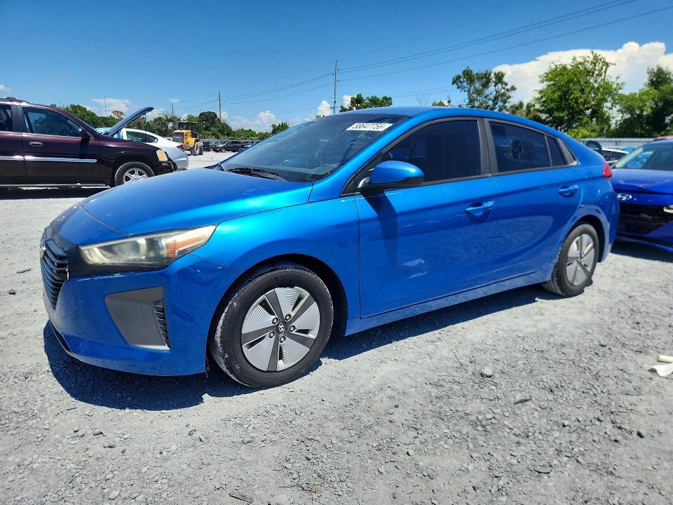 2017 Hyundai VIN KMHC65LC2HU023746 COPART salvage auction — MINOR DENT/SCRATCHES, Fl - Certificate Of Title (P), sold $4,750 on 2026-07-02 (photo 1)
