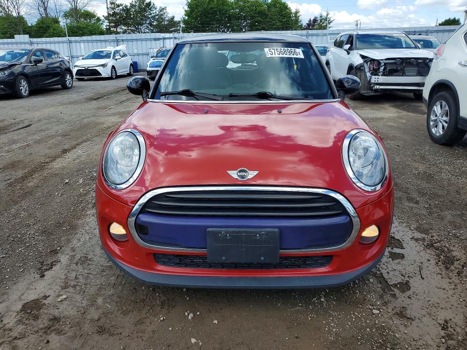 2016 Mini VIN WMWXP5C57G2D13883 COPART salvage auction — REAR END, On - Permit Salvage, sold $2,250 on 2026-08-04 (photo 5)