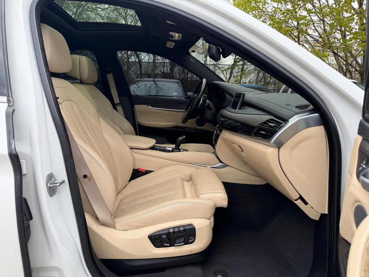 2017 BMW X6 VIN 5UXKU6C37H0W38407 COPART salvage auction — Minor Dent/Scratches, WV - CERTIFICATE OF TITLE (P), sold $9,700 on 2026-07-01 (photo 5)
