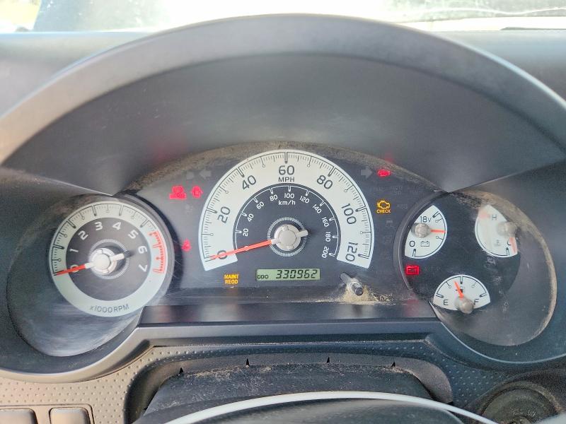 2007 Toyota Fj cruiser VIN JTEBU11F270086875 COPART salvage auction — FRONT END, Co - Public - Salvage Title, sold $2,900 on 2026-07-27 (photo 9)