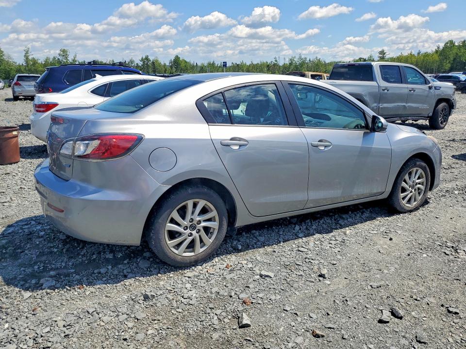 2013 Mazda 3 VIN JM1BL1V71D1833897 COPART salvage auction — MINOR DENT/SCRATCHES, Ns - Cert Of Registration, sold $2,350 on 2026-07-15 (photo 3)