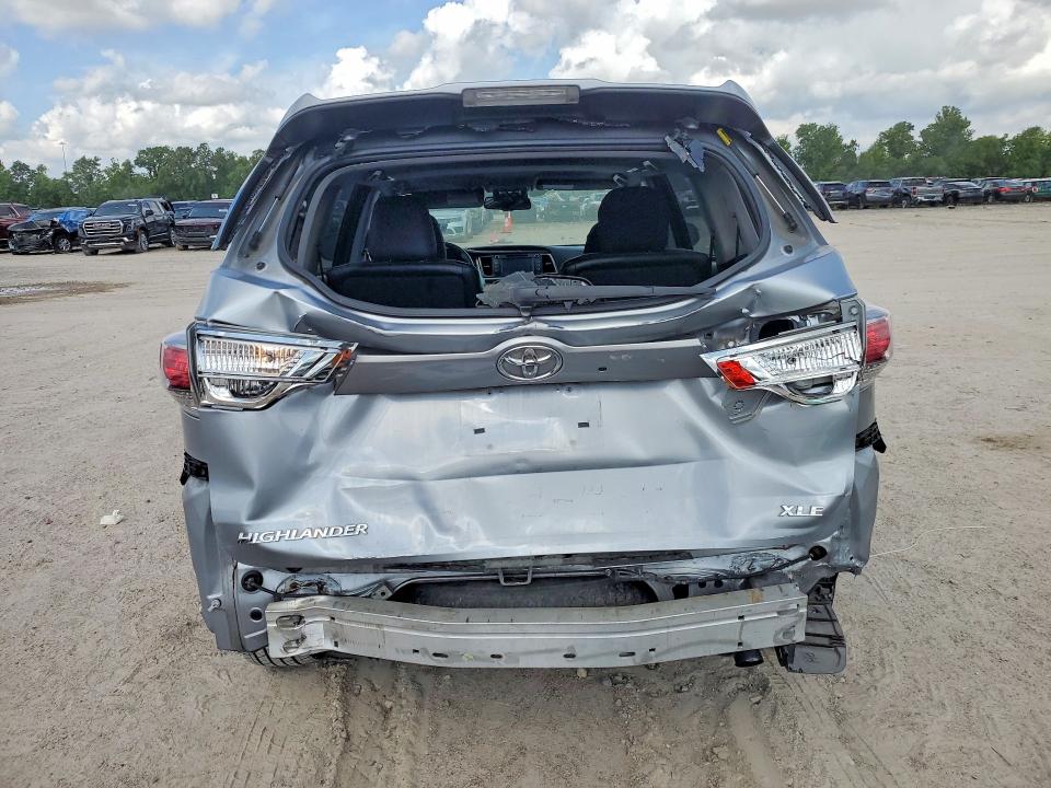 2014 Toyota VIN 5TDKKRFH6ES031908 COPART salvage auction — REAR END, Tx - Salvage Vehicle Title, sold $6,300 on 2026-07-10 (photo 6)