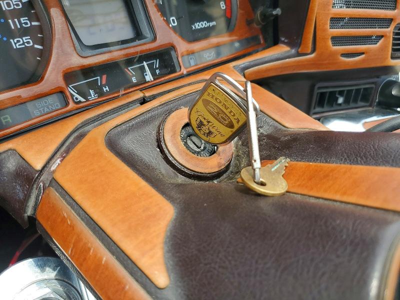 1995 Honda Gl VIN 1HFSC2235SA701851 COPART salvage auction — SIDE, Ga - Cert Of Title-Salvage, sold $3,750 on 2026-07-09 (photo 8)