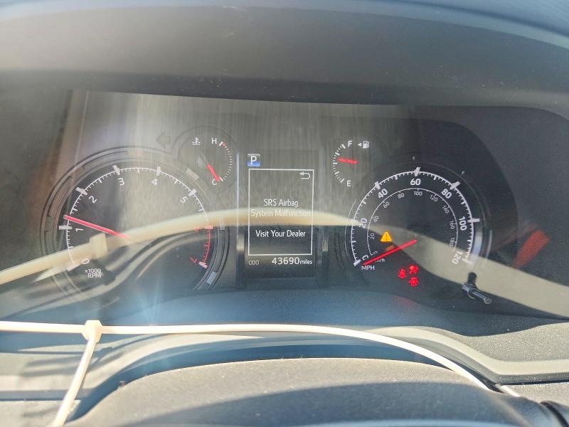 2023 Toyota 4runner VIN JTEEU5JR3P5291574 COPART salvage auction — ROOF, LA - CERT OF TITLE-SALVAGE, sold $16,300 on 2026-07-29 (photo 9)