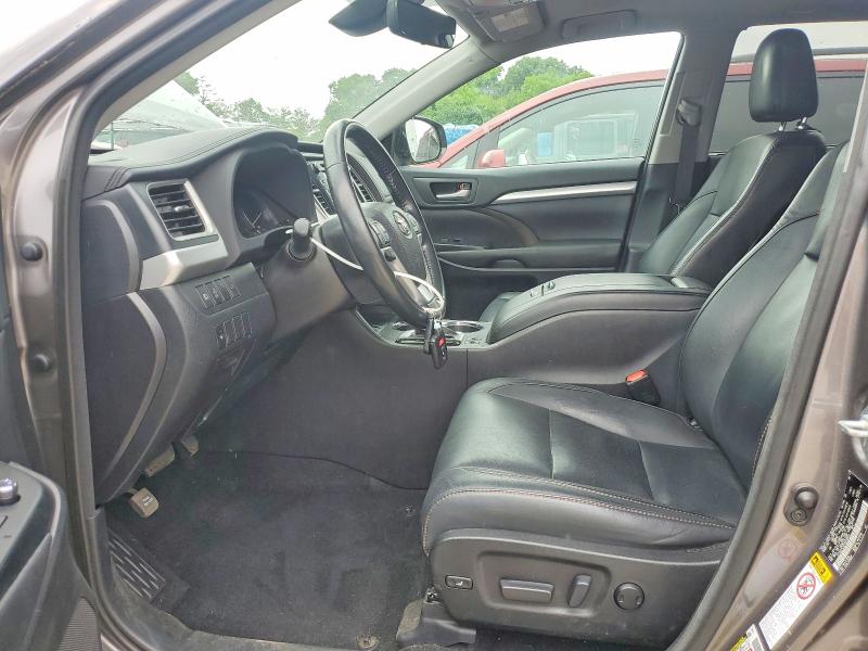 2017 Toyota VIN 5TDJZRFH2HS456991 COPART salvage auction — FRONT END, Nj - Cert Of Title-Salvage, sold $9,400 on 2026-07-22 (photo 7)