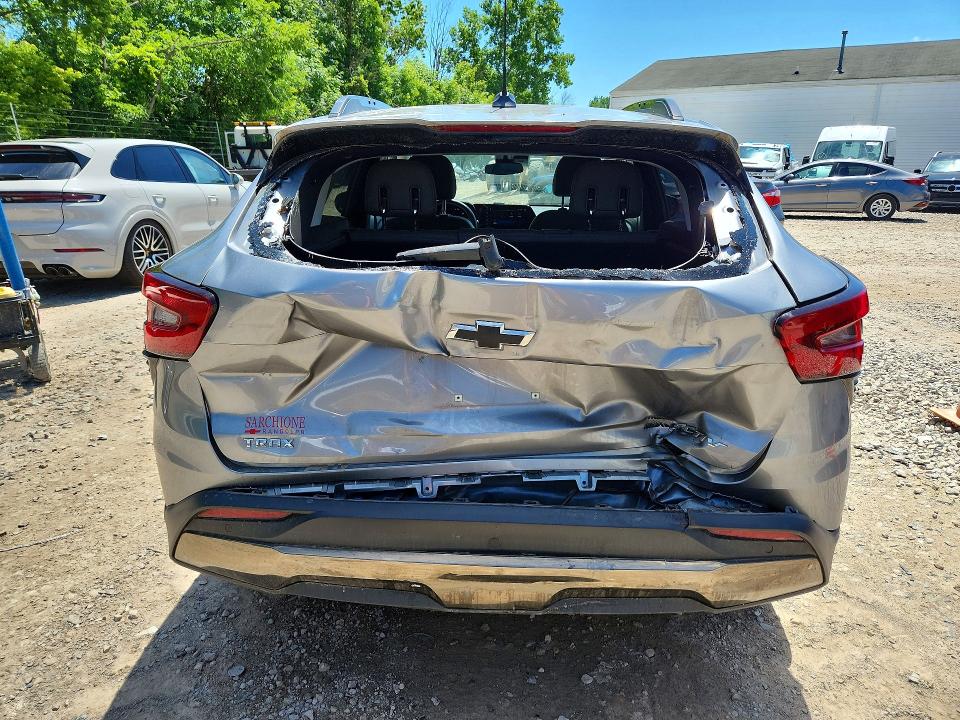 2025 Chevrolet VIN KL77LKEP6SC053288 COPART salvage auction — REAR END, OH - CERT OF TITLE-SALVAGE, sold $225 on 2026-07-29 (photo 6)