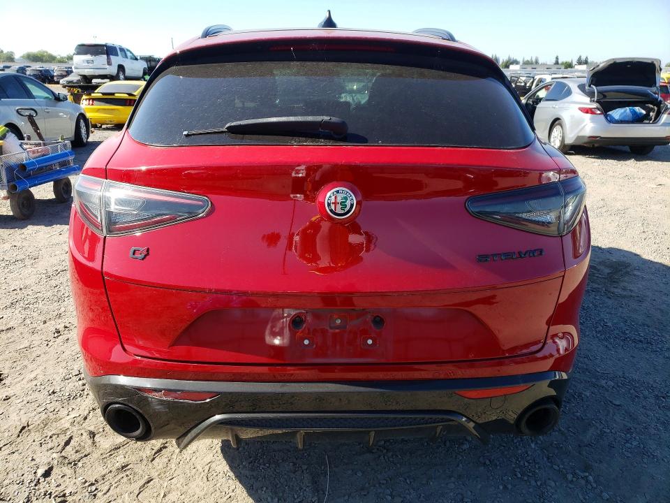 2021 Alfa romeo VIN ZASPAKBN5M7D18815 COPART salvage auction — FRONT END, Ca - Dis/Dlr/Exp Only Clean Title (P), sold $3,950 on 2026-07-20 (photo 6)