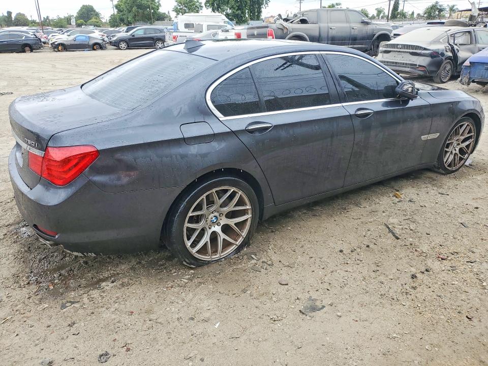 2011 BMW 7 series VIN WBAKC6C54BC394238 COPART salvage auction — MINOR DENT/SCRATCHES, Ca - Dis/Dlr/Exp App For Dup Clean, sold $475 on 2026-07-20 (photo 3)