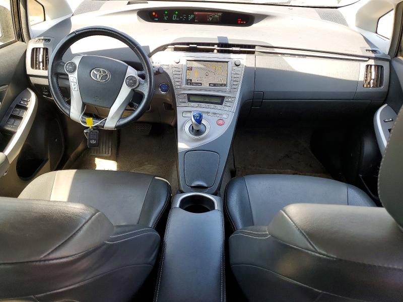 2014 Toyota Prius VIN JTDKN3DU2E1739672 COPART salvage auction — MINOR DENT/SCRATCHES, Ca - App For Dup Clean Or Ac, sold $2,050 on 2026-07-28 (photo 8)