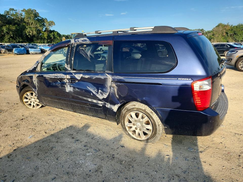 2008 Kia SEDONA VIN KNDMB233386214745 COPART salvage auction — SIDE, FL - CERT OF TITLE SLVG REBUILDABLE, sold $850 on 2026-07-14 (photo 2)