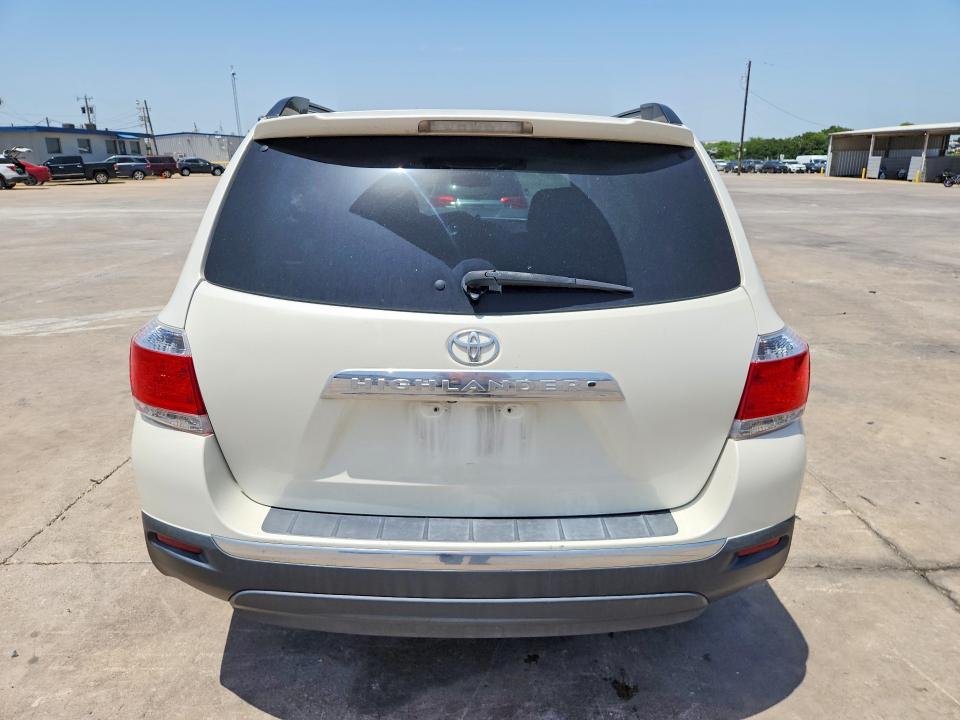 2013 Toyota Highlander VIN 5TDZK3EH3DS095657 COPART salvage auction — FRONT END, Tx - Salvage Vehicle Title, sold $3,100 on 2026-07-09 (photo 6)