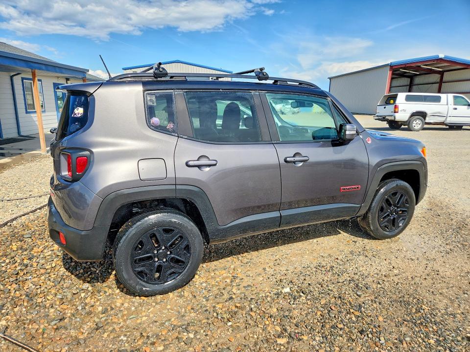 2018 Jeep Renegade VIN ZACCJBCB8JPG72886 COPART salvage auction — MECHANICAL, WV - CERTIFICATE OF TITLE, sold $400 on 2026-07-28 (photo 3)