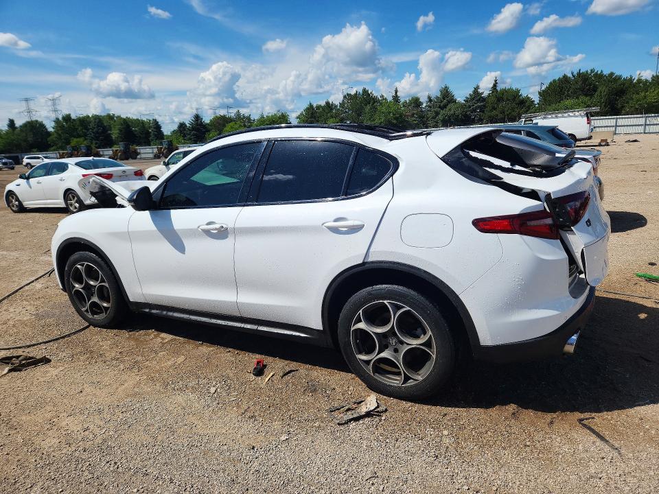 2021 Alfa romeo Stelvio VIN ZASPAKAN2M7D01892 COPART salvage auction — REAR END, Il - Salvage Certificate, sold $3,950 on 2026-08-25 (photo 2)