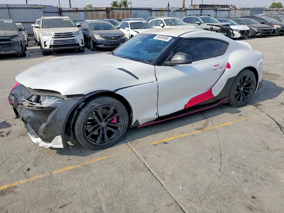 2022 Toyota Supra VIN WZ1DB2C06NW049132 — COPART salvage auction photo