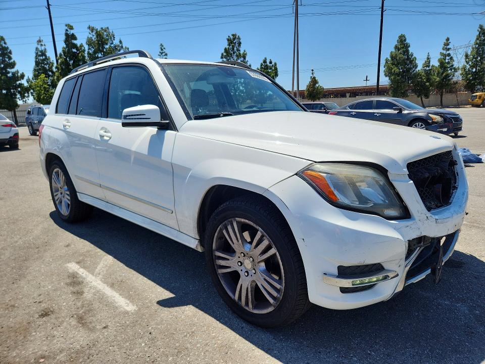 2014 Mercedes-benz Glk-klasse VIN WDCGG5HB8EG337490 COPART salvage auction — FRONT END, CA - SALVAGE CERTIFICATE, sold $2,500 on 2026-07-30 (photo 4)