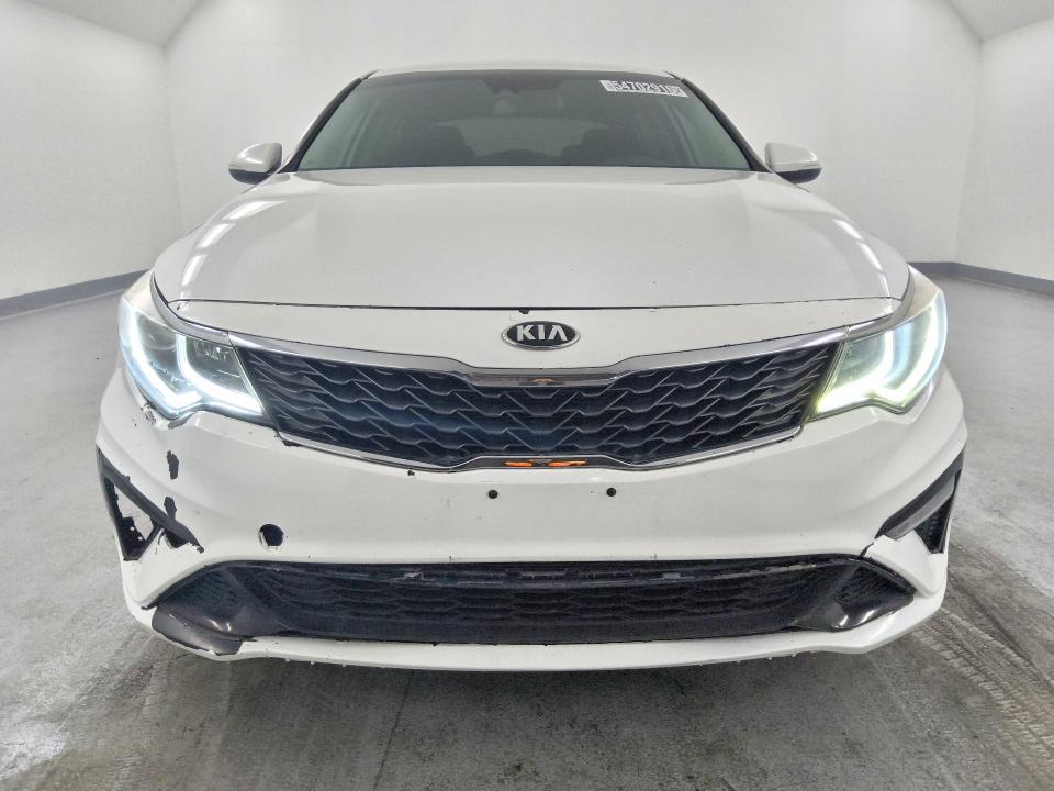 2020 Kia Optima VIN 5XXGT4L30LG390541 COPART salvage auction — MINOR DENT/SCRATCHES, Ca - Certificate Of Title, sold $3,350 on 2026-07-07 (photo 5)