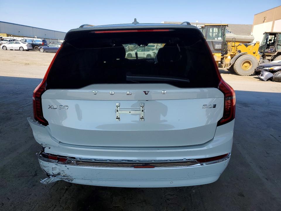 2026 Volvo Xc90 VIN YV4062PE2T1520515 COPART salvage auction — FRONT END, CA - NON-REPAIRABLE VEHICLE CERT, sold $15,800 on 2026-08-17 (photo 6)