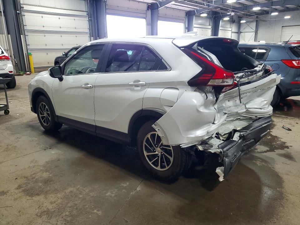 2022 Mitsubishi ECLIPSE VIN JA4ASUAA1NZ014032 COPART salvage auction — REAR END, Mn - Cert Of Title-Salvage, sold $250 on 2026-07-28 (photo 2)