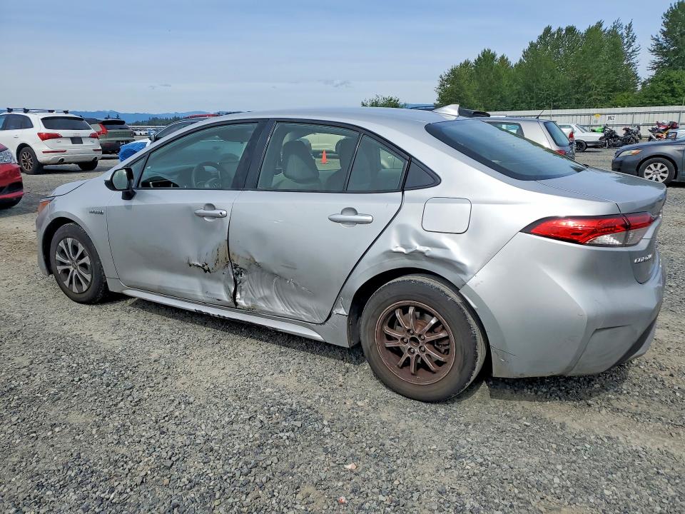 2021 Toyota VIN JTDEAMDE3MJ015849 COPART salvage auction — SIDE, Salvage Title, sold $4,350 on 2026-07-20 (photo 2)