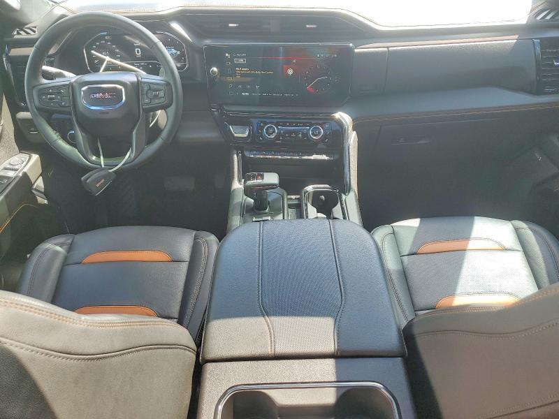 2024 Gmc SIERRA VIN 3GTUUEE83RG450476 COPART salvage auction — NORMAL WEAR, Nb - Clean Title (P), sold $53,500 on 2026-07-03 (photo 8)