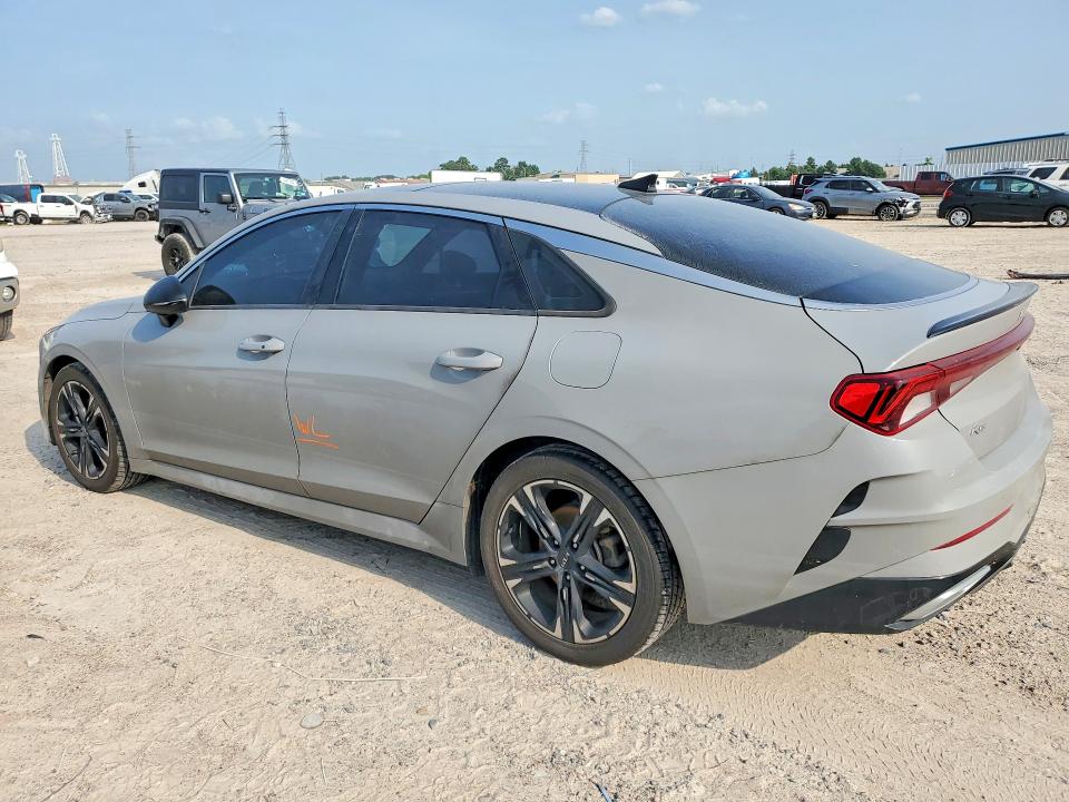 2022 Kia K5 VIN 5XXG64J29NG120731 COPART salvage auction — WATER/FLOOD, Tx - Salvage Title-Flood Damage, sold $4,100 on 2026-07-28 (photo 2)