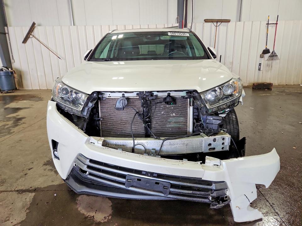 2018 Toyota Highlander VIN 5TDDZRFH6JS814080 COPART salvage auction — FRONT END, Mn - Cert Of Title-Salvage, sold $9,900 on 2026-07-28 (photo 5)