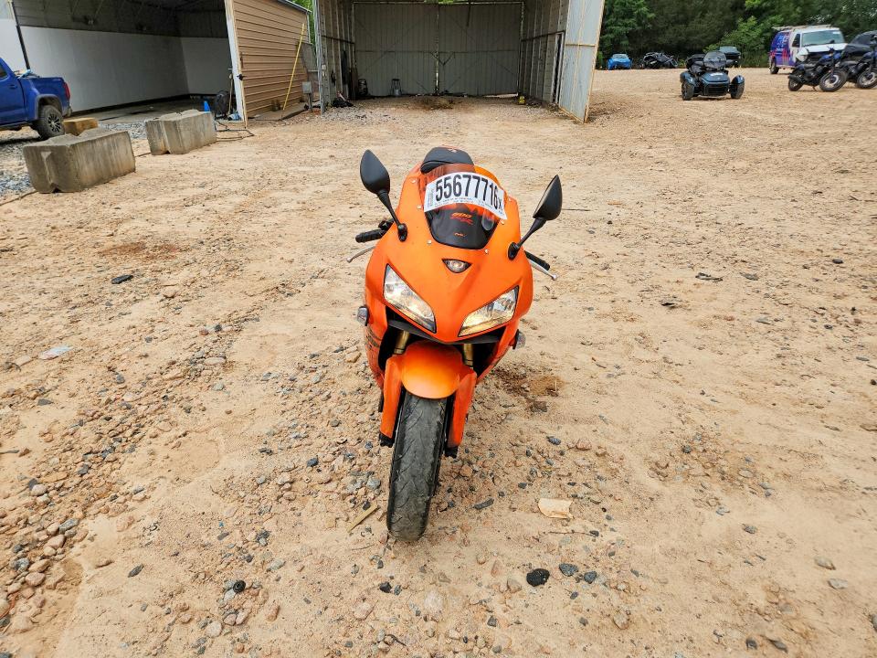 2006 Honda Cbr VIN JH2PC37036M310570 COPART salvage auction — SIDE, Nc - Salvage Certificate Of Title, sold $1,650 on 2026-07-23 (photo 2)