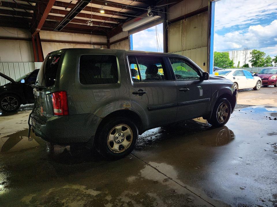 2013 Honda VIN 5FNYF4H23DB069433 COPART salvage auction — FRONT END, NY - MV-907A SALVAGE CERTIFICATE, sold $425 on 2026-07-06 (photo 3)