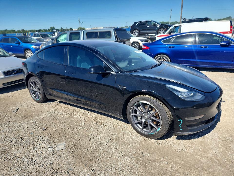 2021 Tesla VIN 5YJ3E1EB0MF858624 COPART salvage auction — SIDE, In - Cert Of Title-Salvage Title, sold $150 on 2026-07-21 (photo 4)