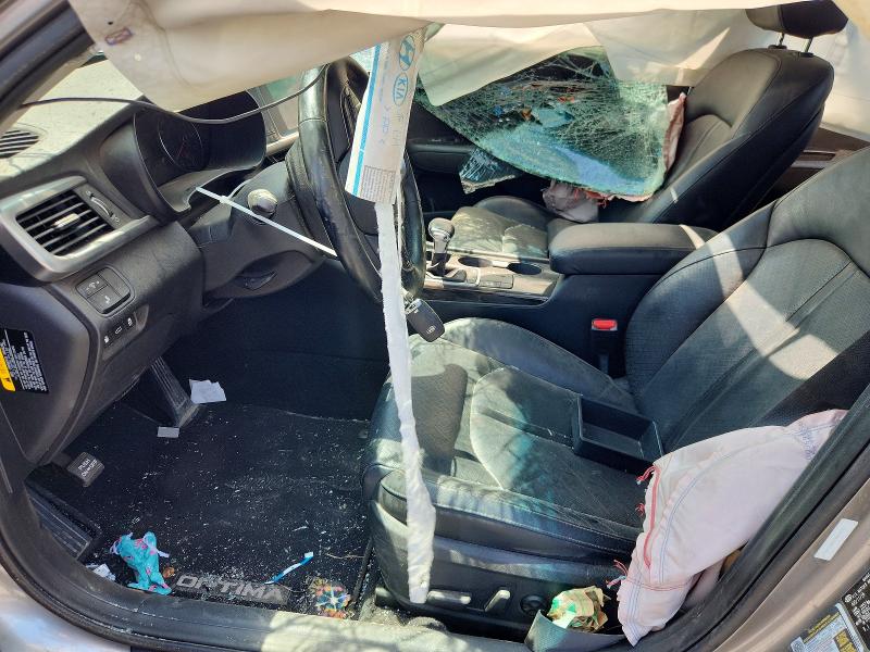 2016 Kia Optima VIN 5XXGU4L34GG106167 COPART salvage auction — ROLLOVER, Il - Salvage Certificate, sold $675 on 2026-07-20 (photo 7)