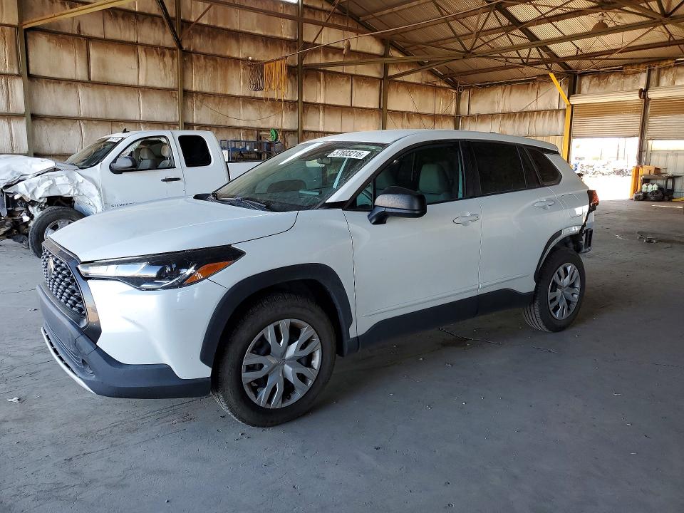 2022 Toyota Corolla cross VIN 7MUAAAAG0NV009262 — COPART salvage auction photo