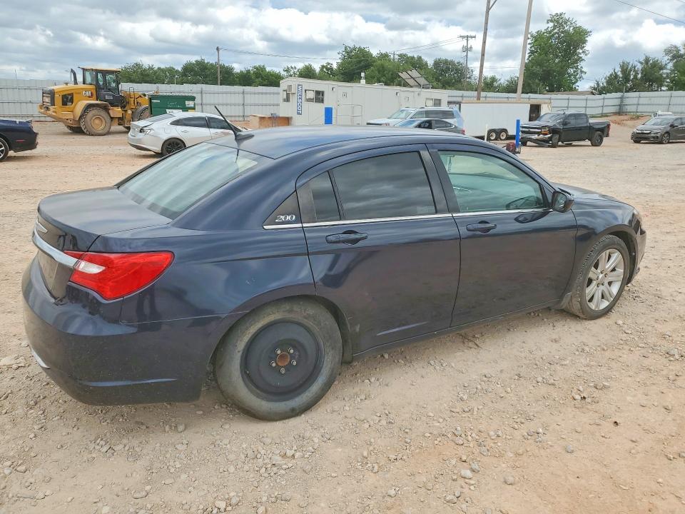 2014 Chrysler 200 VIN 1C3CCBBB6EN165144 COPART salvage auction — BIOHAZARD/CHEMICAL, Ok - Certificate Of Title (P), sold $400 on 2026-07-09 (photo 3)