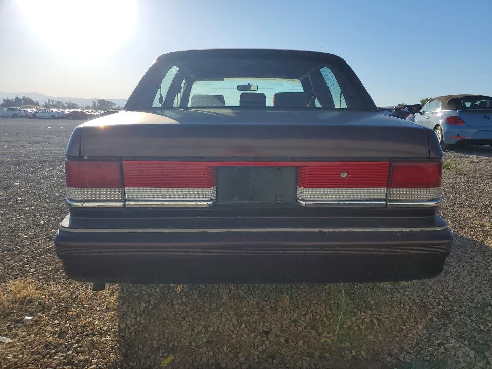 1994 Plymouth Acclaim VIN 1P3AA46K6RF231805 COPART salvage auction — MINOR DENT/SCRATCHES, Nv - Dis/Dlr/Exp Only Clean Title, sold $50 on 2026-07-06 (photo 6)