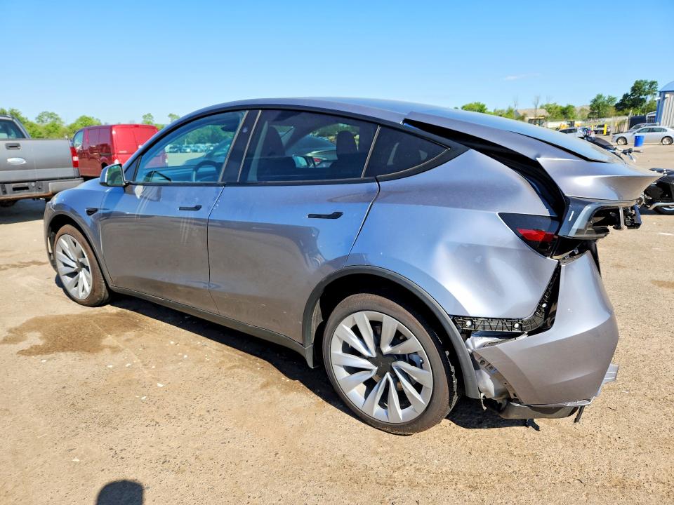 2026 Tesla Model y VIN 7SAYGDEE7TF566711 COPART salvage auction — REAR END, Pa - Certificate Of Salvage, sold $15,100 on 2026-07-31 (photo 2)