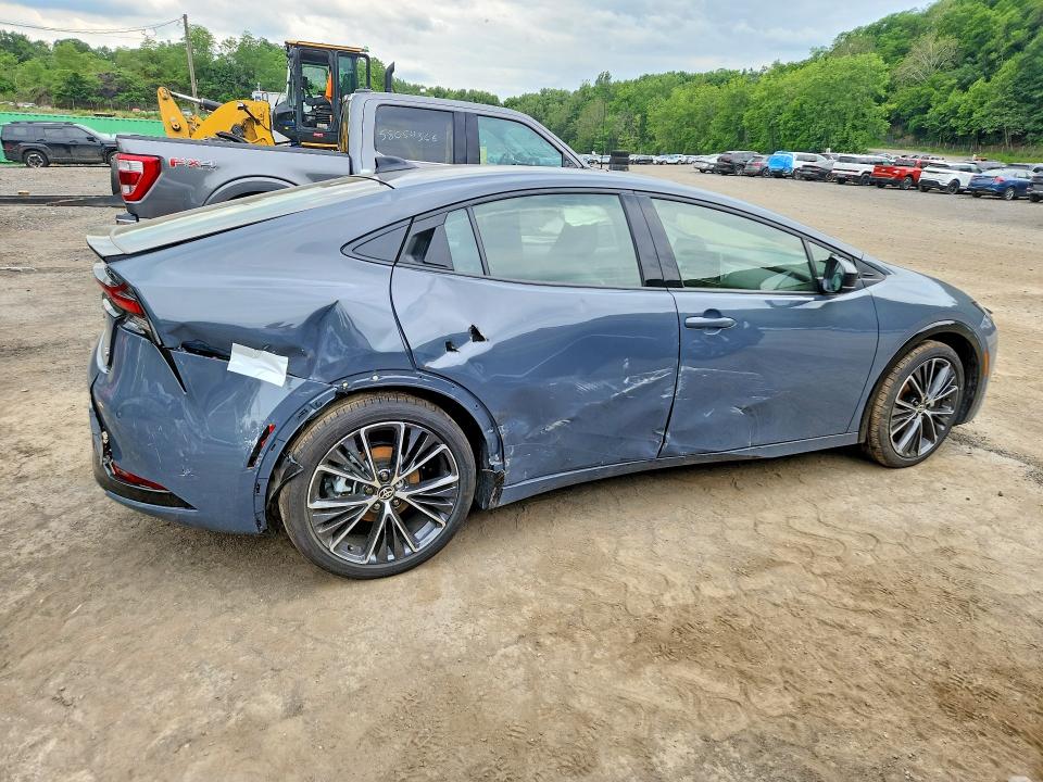 2026 Toyota Prius VIN JTDACAAU7T3077003 COPART salvage auction — SIDE, Nj - Cert Of Title-Salvage, sold $7,800 on 2026-07-09 (photo 3)