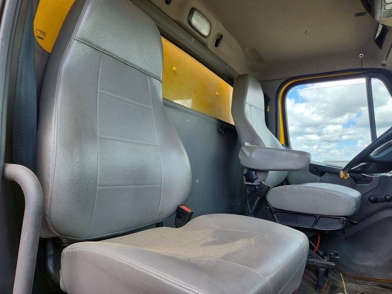 2022 Freightliner M2 VIN 3ALACWFC4NDMV5887 COPART salvage auction — FRONT END, AZ - CERT OF TITLE - SALVAGE, sold $2,100 on 2026-07-11 (photo 6)