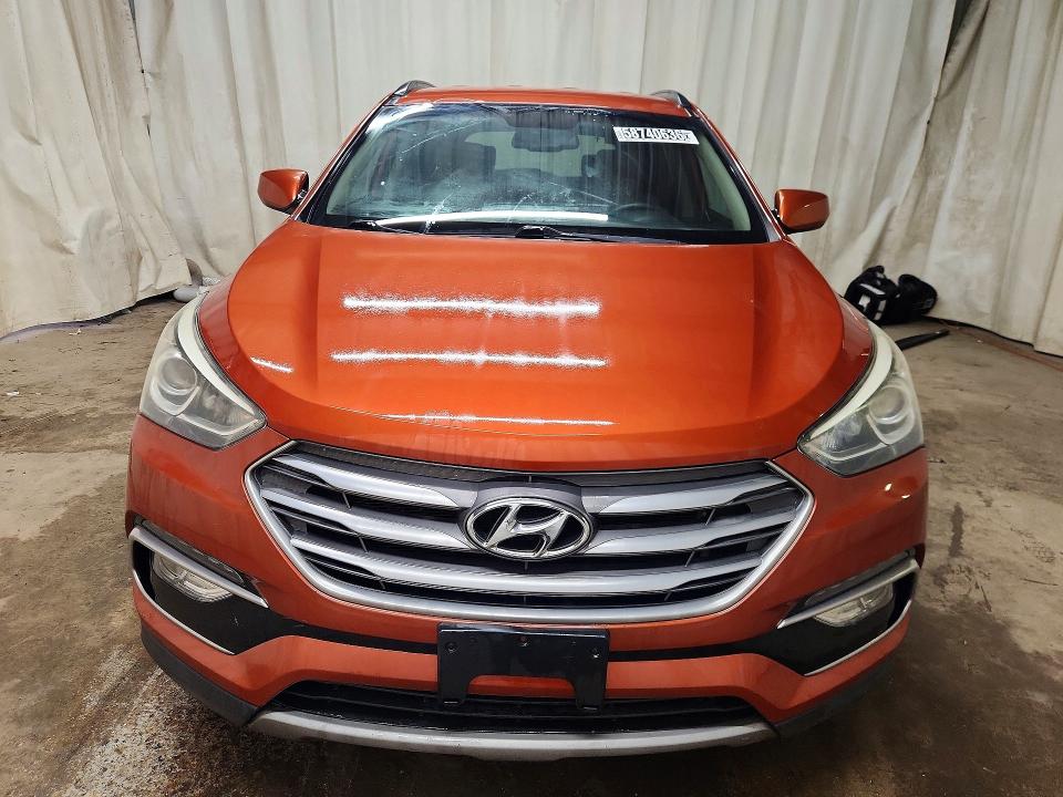 2017 Hyundai Santa fe VIN 5XYZU3LB0HG490861 COPART salvage auction — MINOR DENT/SCRATCHES, TX - CERTIFICATE OF TITLE, sold $500 on 2026-07-21 (photo 5)