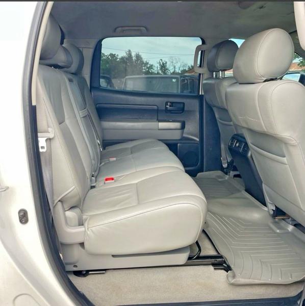 2010 Toyota Tundra VIN 5TFEY5F12AX089591 COPART salvage auction — MINOR DENT/SCRATCHES, Tx - Certificate Of Title (P), sold $6,500 on 2026-07-14 (photo 6)