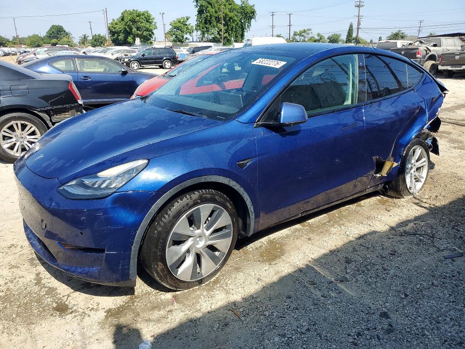 2022 Tesla Model y VIN 7SAYGDEE7NF363109 COPART salvage auction — REAR END, Ca - Salvage Certificate, sold $5,600 on 2026-07-02 (photo 1)