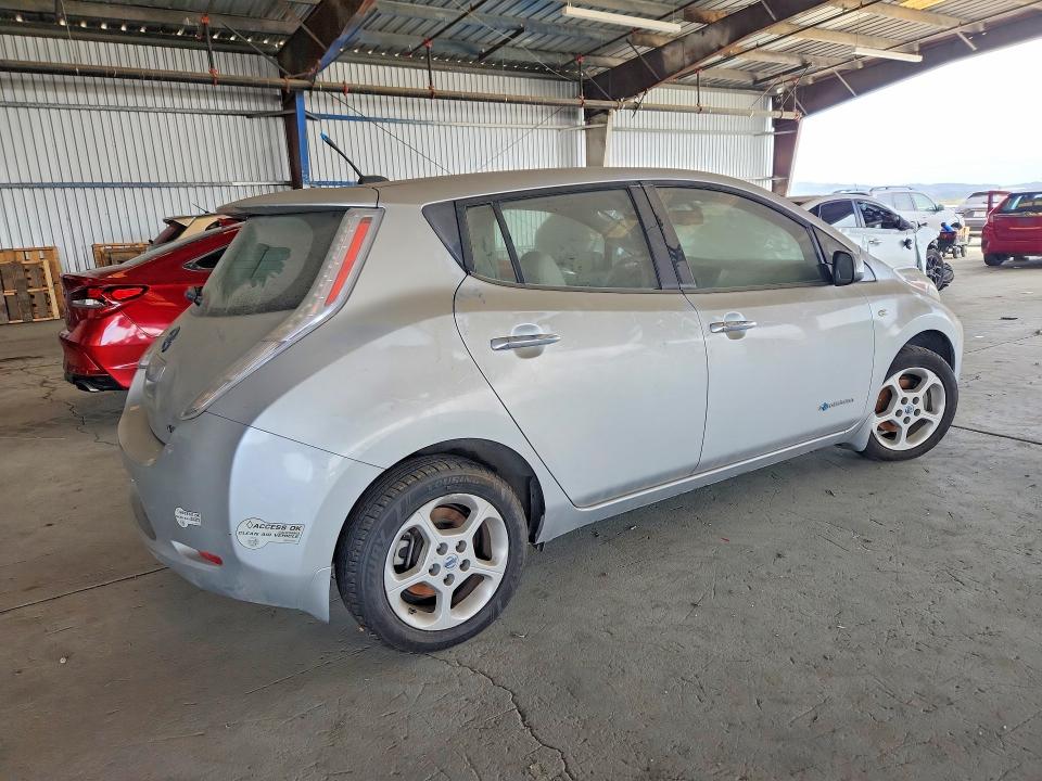 2012 Nissan Leaf VIN JN1AZ0CP3CT024429 COPART salvage auction — REAR END, Mt - Dis/Dlr/Exp Only Clean Title, sold $125 on 2026-07-11 (photo 3)