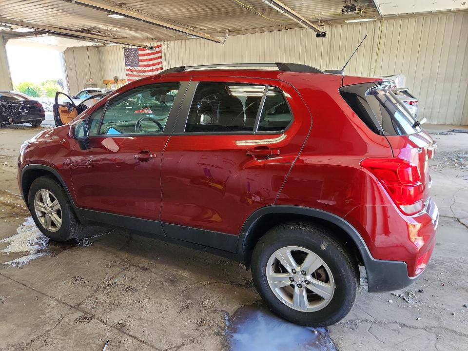 2022 Chevrolet Trax VIN KL7CJPSMXNB527846 COPART salvage auction — SIDE, Wi - Cert Of Title-Salvage Vehicle, sold $3,850 on 2026-07-06 (photo 2)