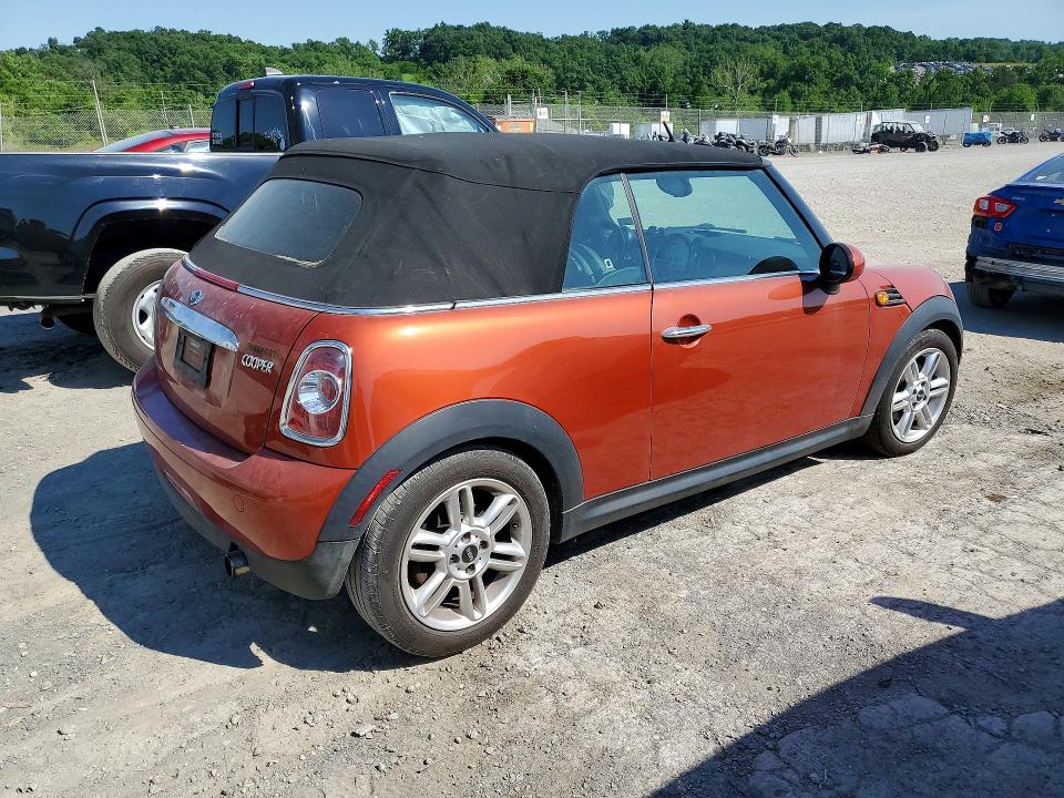 2011 Mini Cooper VIN WMWZN3C51BTZ78328 COPART salvage auction — MECHANICAL, Pa - Non Public Clean Title, sold $375 on 2026-07-31 (photo 3)