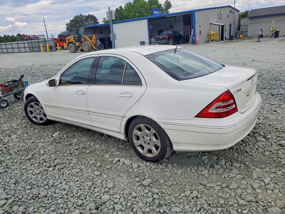 2006 Mercedes-benz C-klasse VIN WDBRF92H56F755923 COPART salvage auction — SIDE, Nc - Salvage Certificate Of Title, sold $225 on 2026-07-15 (photo 2)