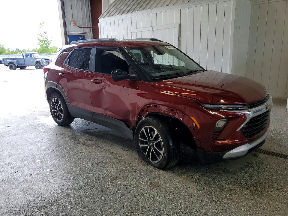 2025 Chevrolet Trail blazer VIN KL79MRSL8SB067571 COPART salvage auction — SIDE, NC - CERTIFICATE OF TITLE (P), sold $3,600 on 2026-07-13 (photo 4)